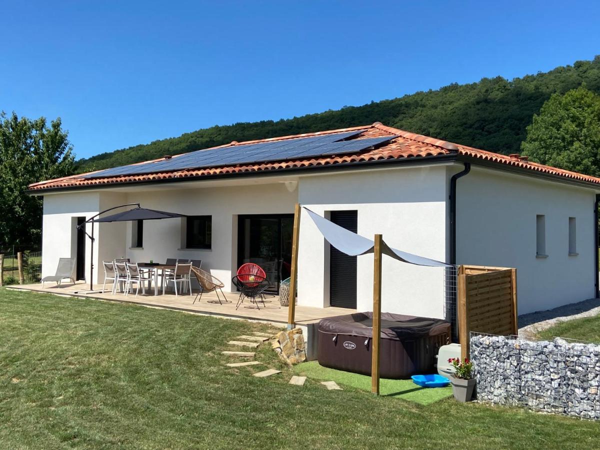 Villa Jacuzzi, Terrain De Petanque Et Aire De Jeux Vue Sur Les Pyrenees Seilhan Eksteriør billede